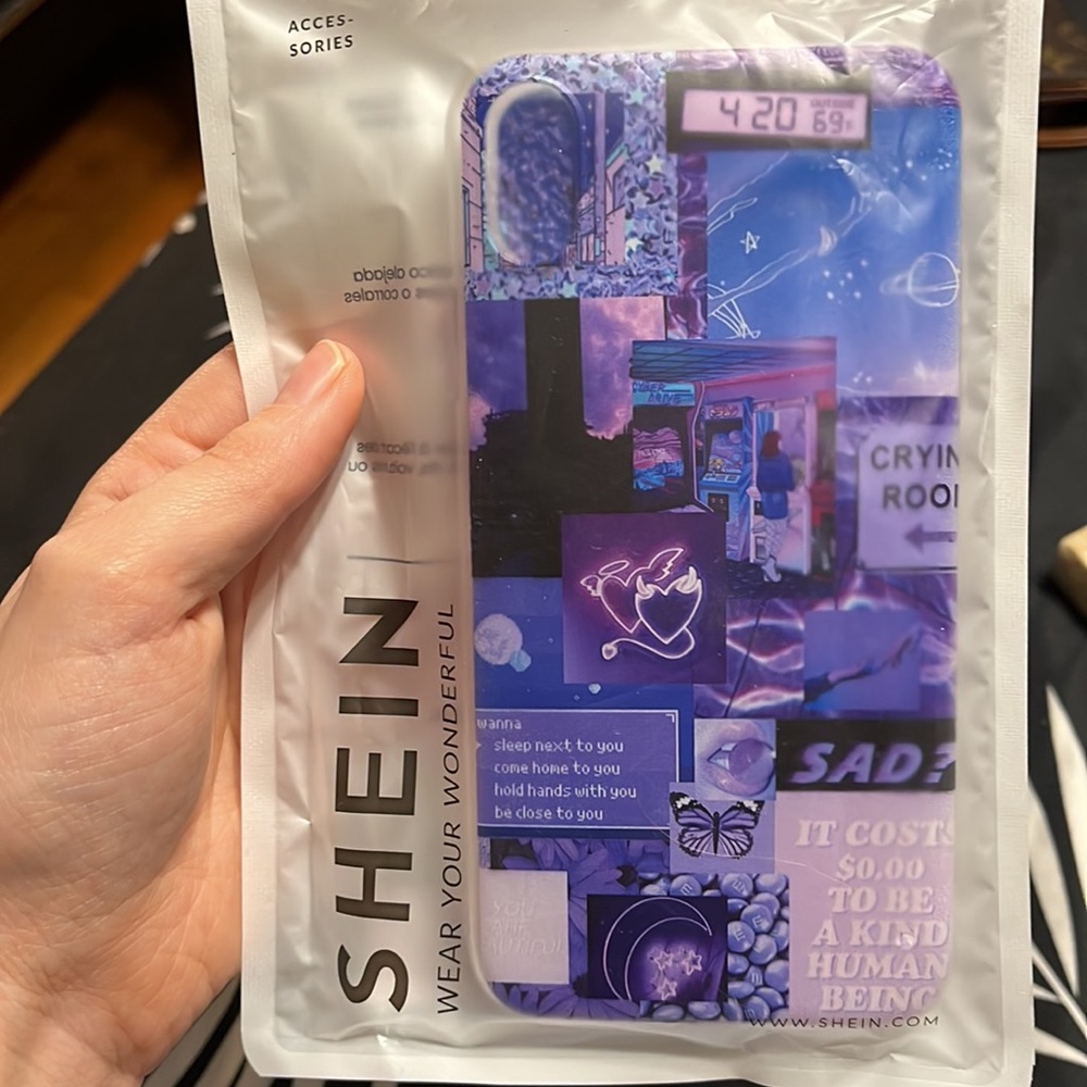 iPhone XR (CASES)
